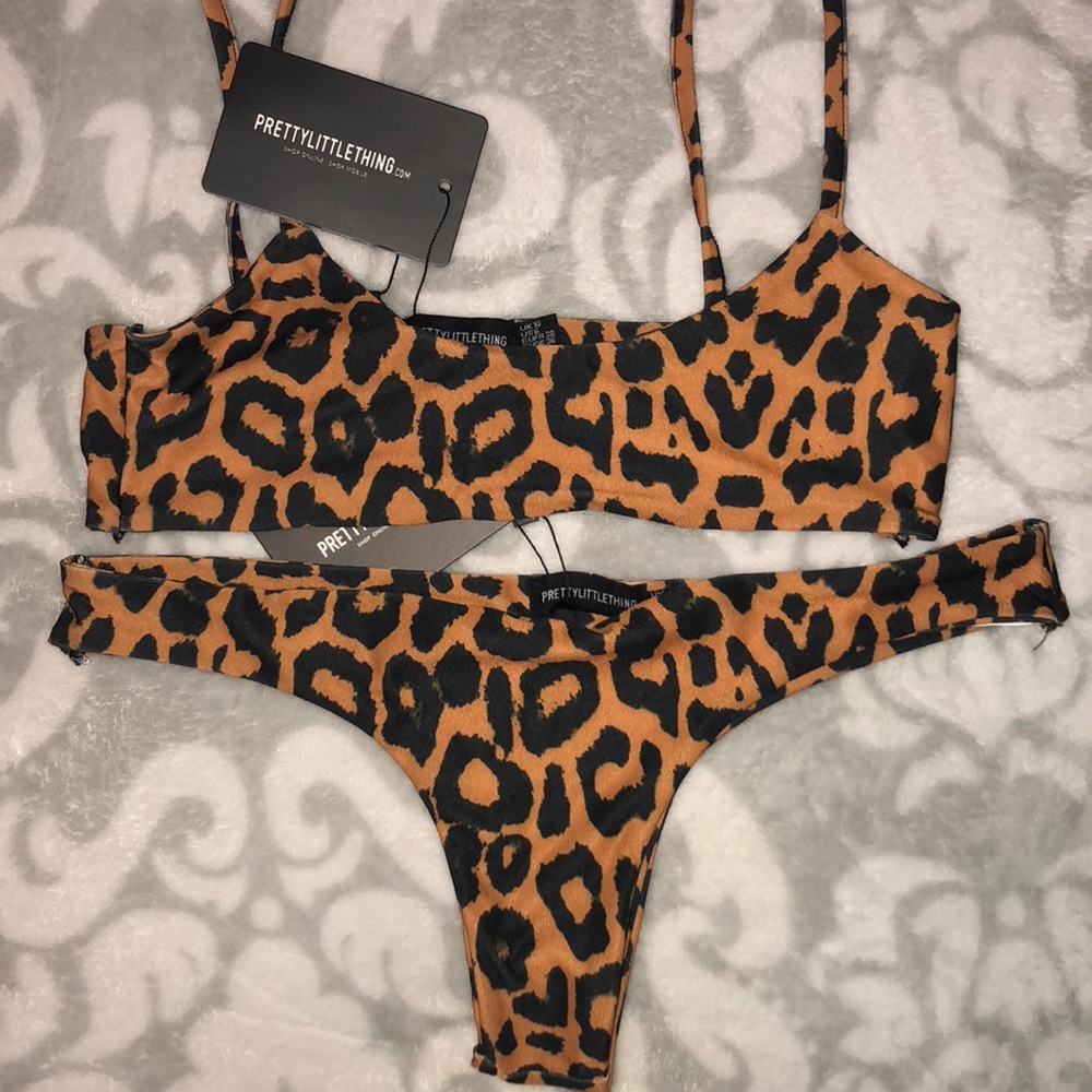 Leopard bikini